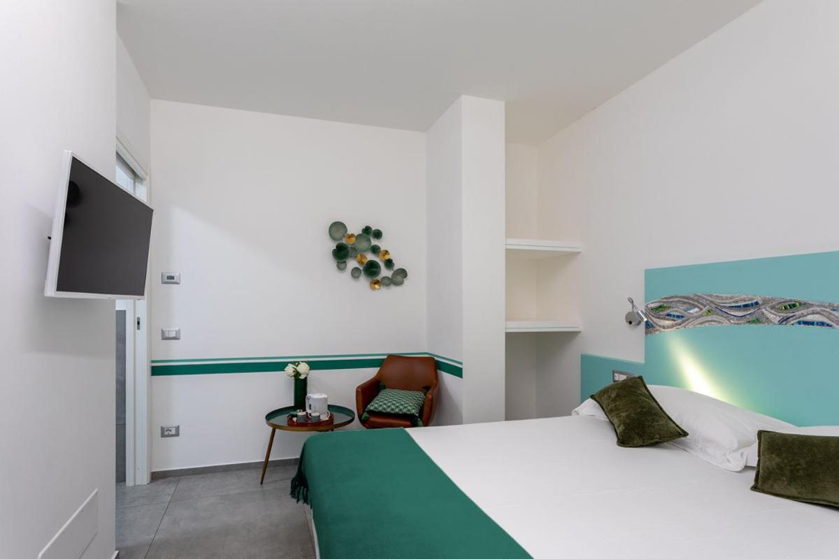 Little Square Arona Hotel Exterior photo